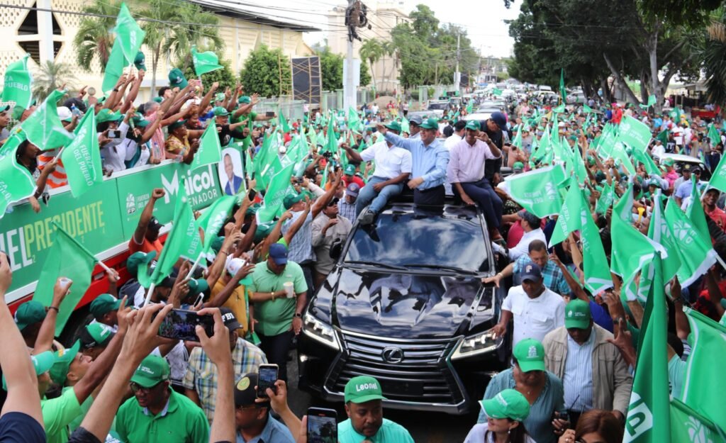 Leonel reitera en Santiago observa en las calles una verdadera ira ante la incompetencia de Abinader