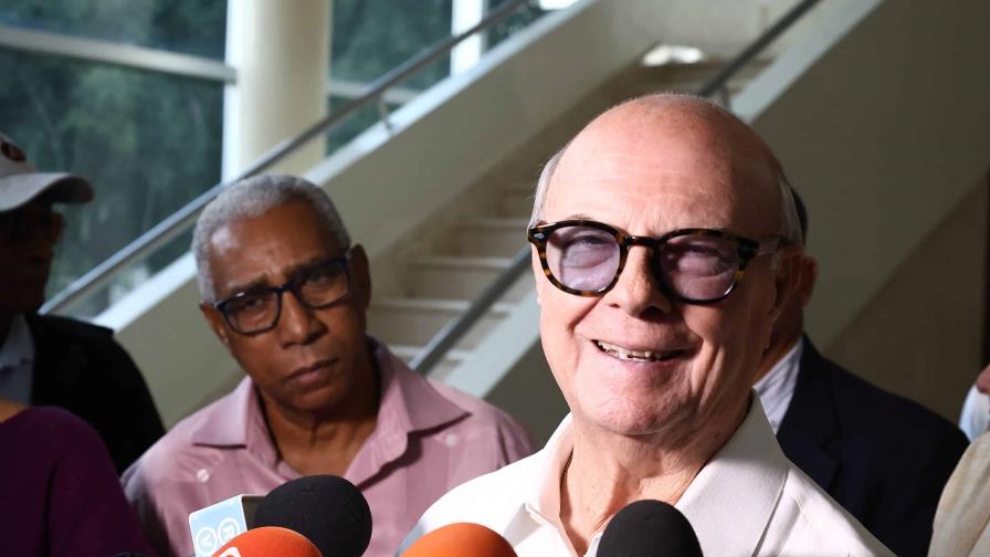 «¿Quién ha tomado licencia?», dice Hipólito sobre debate de inauguración de obras en campaña