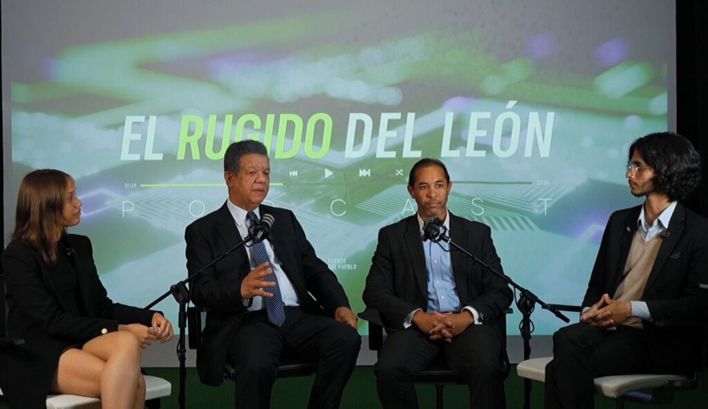 En el podcast: «El Rugido del León», Leonel conversó con jóvenes sobre tecnología e innovación para lograr desarrollo
