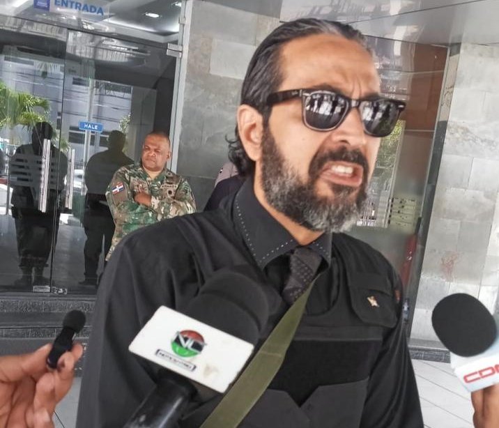 Empresario canadiense interpone denuncia civil y penal contra empleados del Ministerio de Hacienda por robo de US$580 millones en bienes