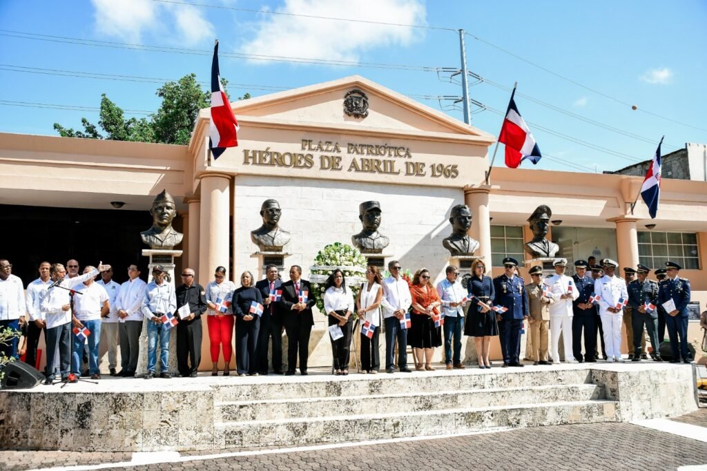 Efemérides Patrias resalta clima democrático en el 59 aniversario de la Revolución de Abril