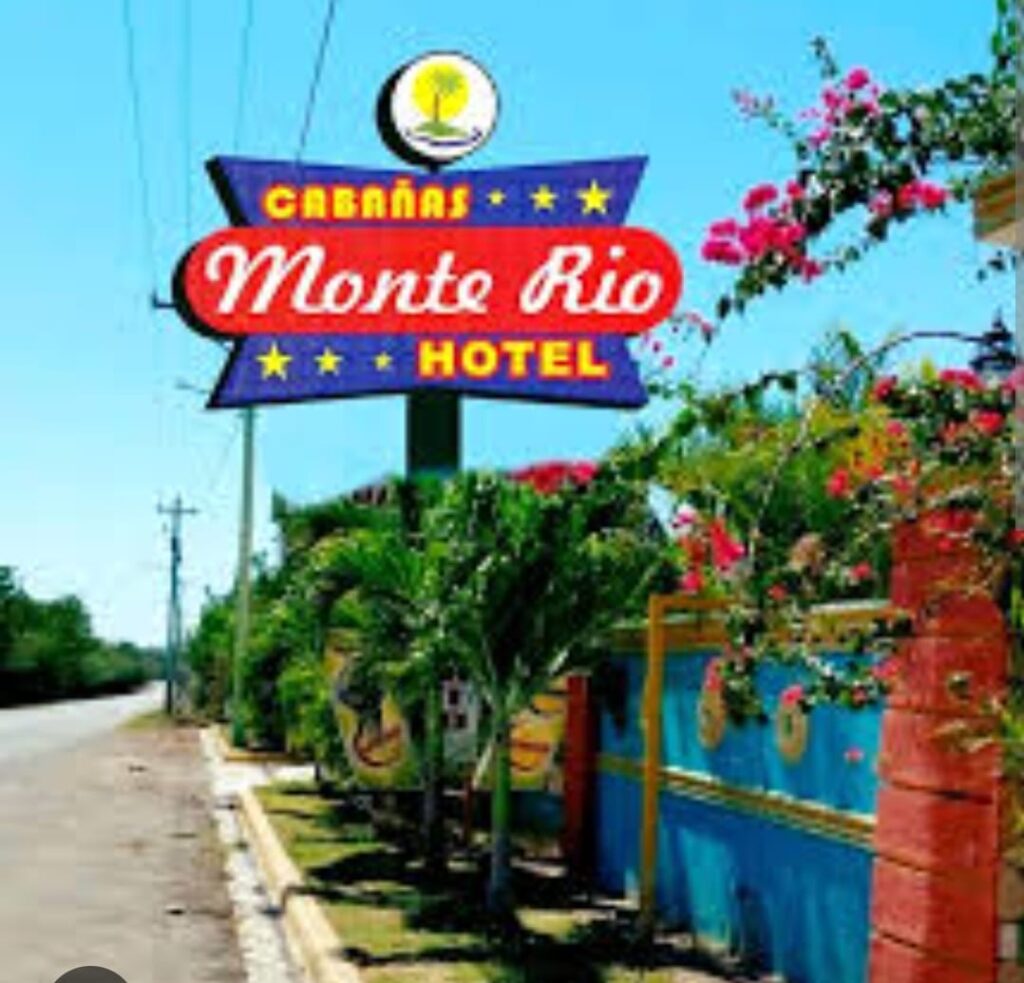 Identifican y persiguen dos hombres señalados por homicidio de joven de 15 años, en cabaña de Azua