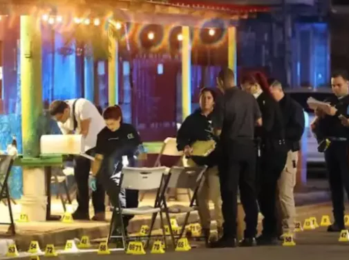 Dos muertos y cinco heridos en un tiroteo frente a un bar en Puerto Rico