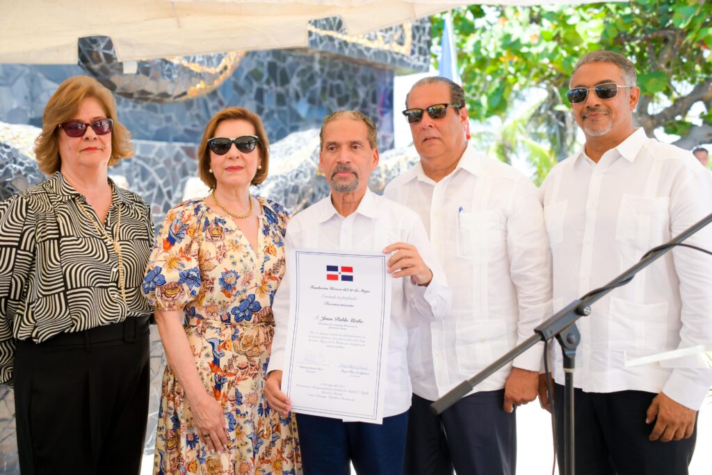 Efemérides Patrias y la Fundación Héroes del 30 de Mayo recuerdan el ajusticiamiento de Trujillo y el Día de la Libertad