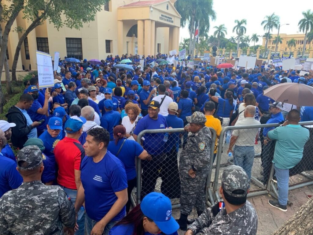 Fallo del TSA a favor: ADP gana derecho a manifestarse por mejoras educativas