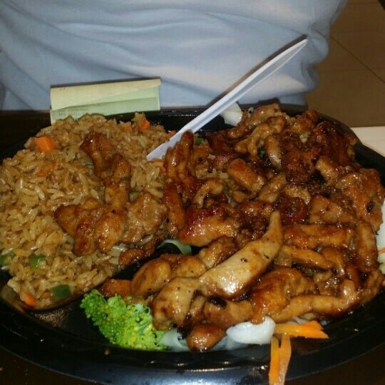Jade Teriyaki llega con su menú asiático a Alma Rosa I en SDE