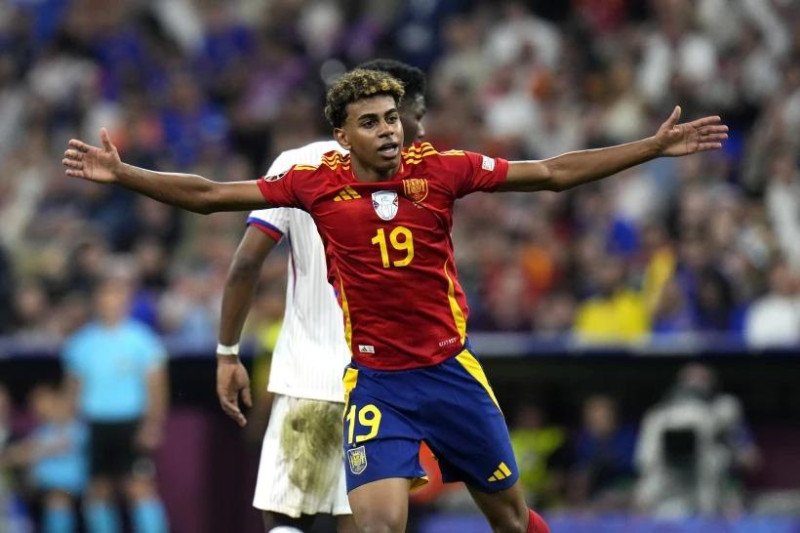 España gana 2-1 a Francia y se clasifica a la final de la Eurocopa