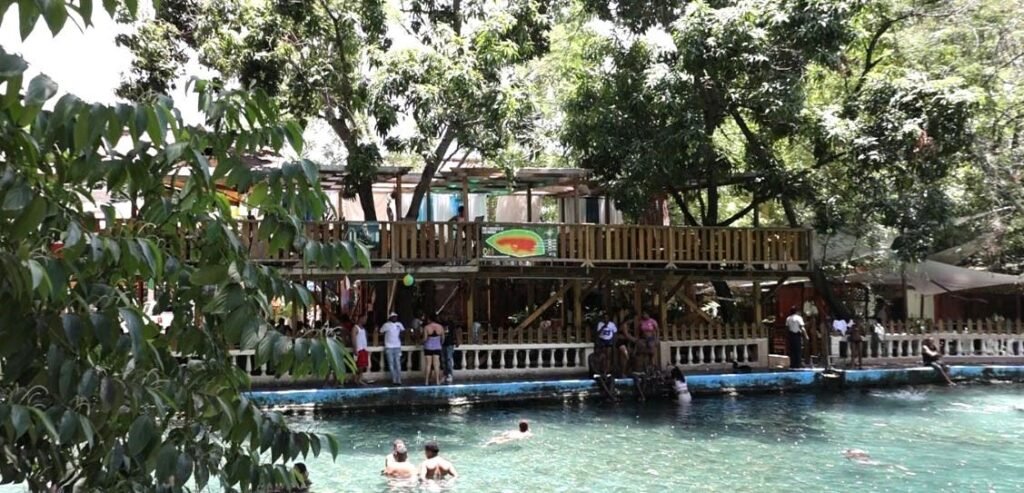 Las Marías, un manantial celestial en Neyba