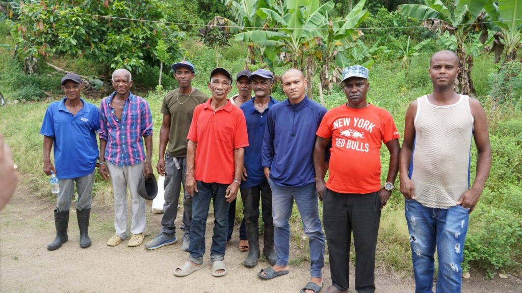 Comunitarios de Jamey reclaman obras le permitan comercializar los productos agrícolas que producen