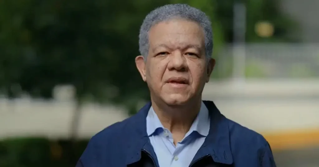 Leonel Fernández responde al gobierno sobre la crisis migratoria y reclama un diálogo nacional