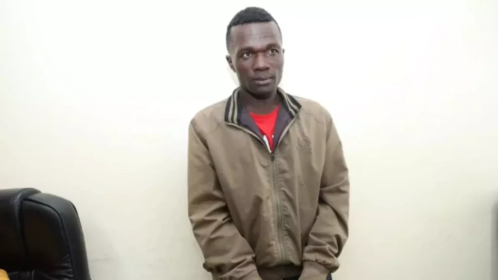 Asesino en serie africano confiesa 42 asesinatos, incluido su esposa
