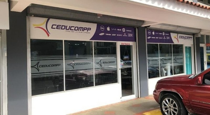 Atracadores se llevan más de dos millones de pesos en asalto a Vimenca y Western Union en Sosúa