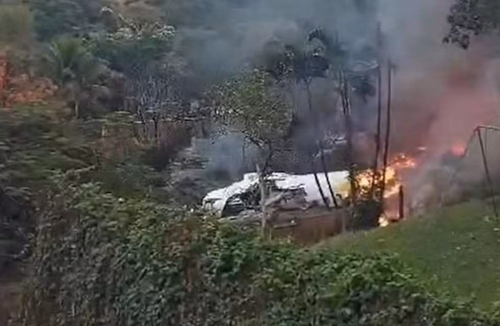 Se estrella un avión con 62 personas a bordo en Brasil