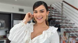 Clarissa Molina protagoniza portada de L’Amour Magazine y habla de su experiencia como inmigrante