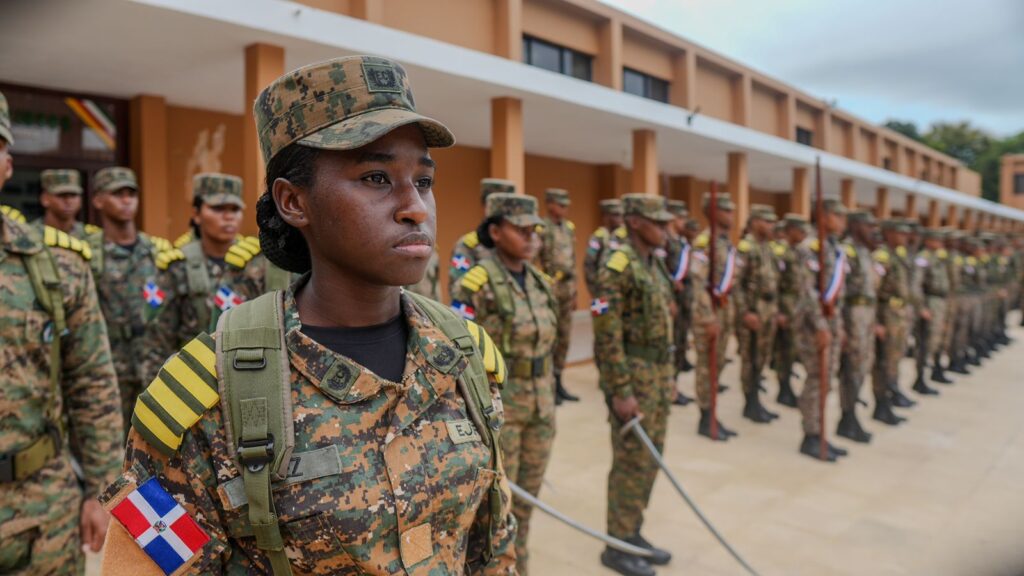 Comandante General del Ejército visita Academia Militar «Batalla de las Carreras»