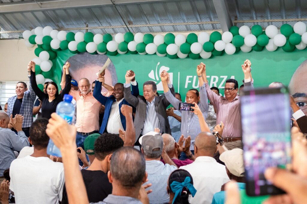 Regidor Odalys Tejada y su equipo del PLD en Santiago se suman a la Fuerza del Pueblo