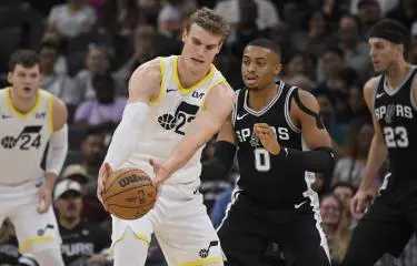 Jazz resiste gran actuación de Wembanyama y supera 111-110 a Spurs