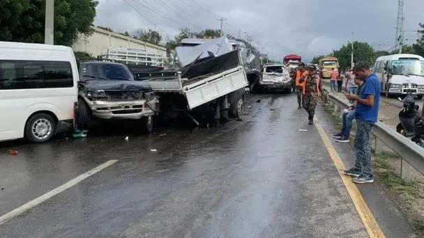 Madre e hija pierden la vida tras accidente en carretera Constanza-Padre Las Casas