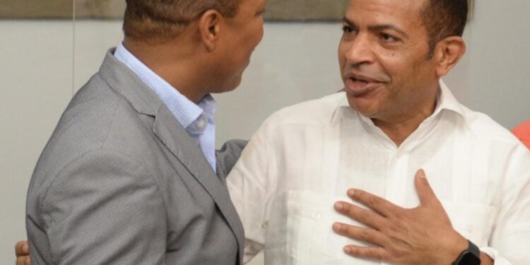 Juan Marte plantea alternavilidad en el tránsito y transporte en RD