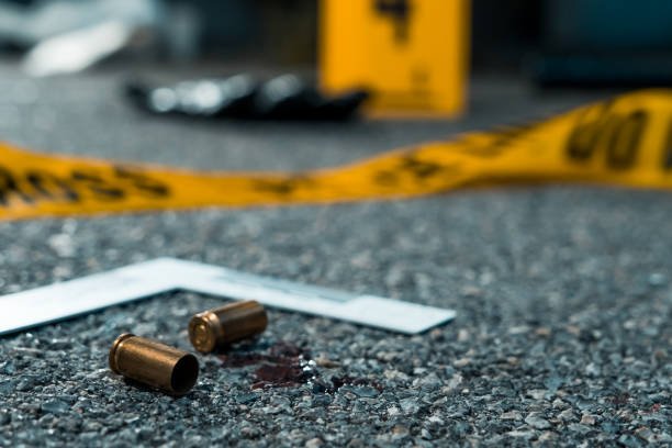 Asesinan dominicano y hieren mujer en Alto Manhattan