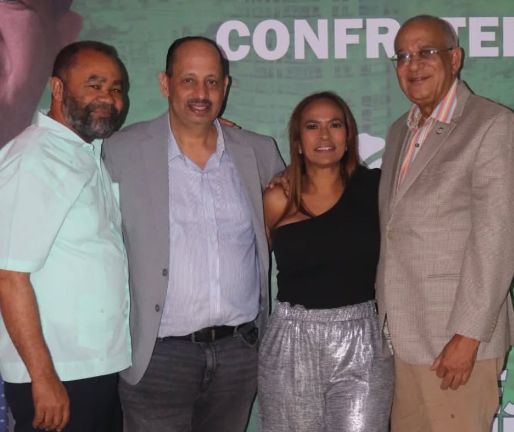 Francisco Luciano realiza encuentro de confraternidad a dirigentes de la FP en SDO