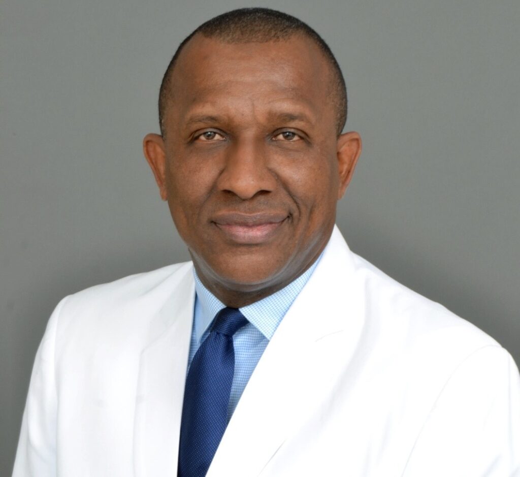 Carlos Sánchez lanza candidatura a la presidencia de la Asociación Dominicana de Abogados