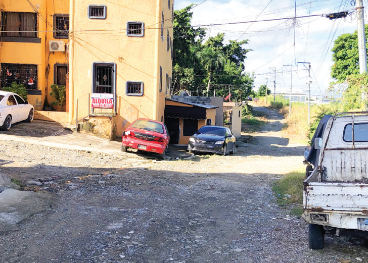 Sector Charles de Gaulle, sin calles, aceras ni iluminación,a merced de la delincuencia
