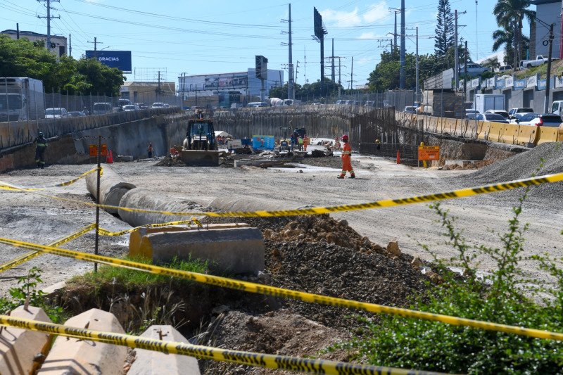 Construcción de paso a desnivel en Pintura finalizará en noviembre