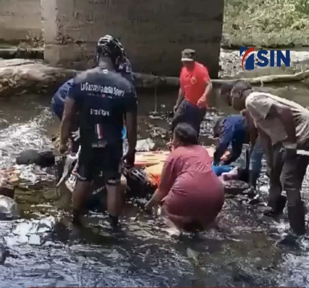 Ciclista en estado de gravedad; cayó de puente en La Cuaba
