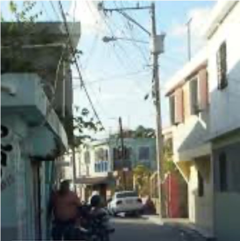 Pánico por avalancha de atracados a punta de pistolas en Barrio Landia de Los Alcarrizos