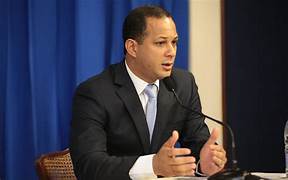Siguen las Renuncias del PLD: ahora le toca al ex ministro de la Juventud Jorge Minaya