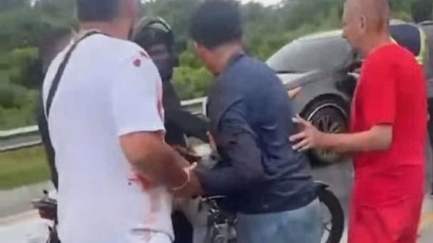 Varios turistas heridos tras colisión entre una patana y un camión en Punta Cana