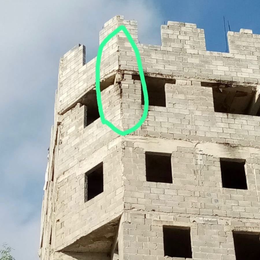 Ministerio de Vivienda y ASDO inician demolición de edificio construido sin vigas ni columnas en El Café de Herrera