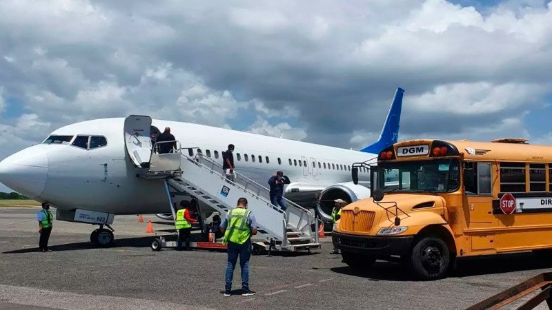 Estados Unidos repatrió ayer a 109 dominicanos