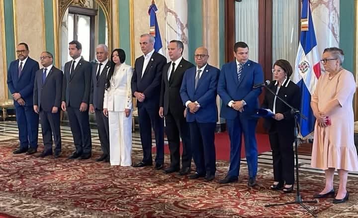 Consejo Nacional de la Magistratura juramenta a Yeni Berenice Reynoso como nueva procuradora general de la República