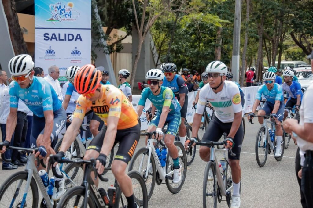 La Vuelta Ciclística Independencia Nacional 2025 da inicio con apoyo gubernamental