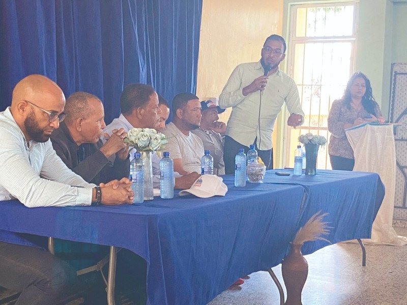 Barrios del Gran Santo Domingo esperan se mejore el suministro de agua