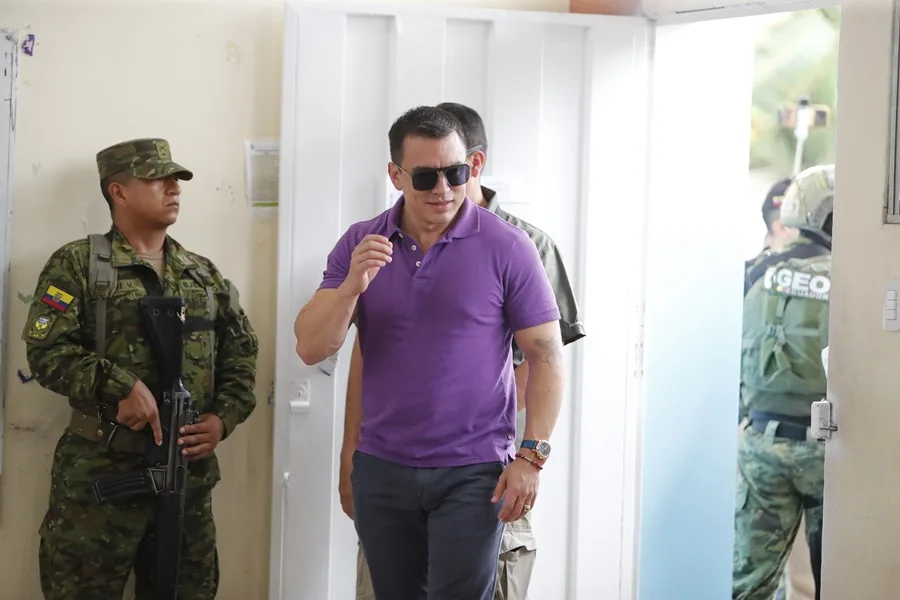 Daniel Noboa es reelegido presidente de Ecuador para el periodo 2025-2029