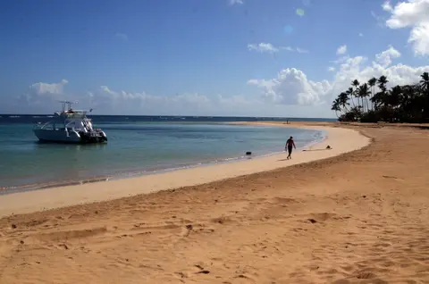Las Terrenas es un tesoro turístico en Samaná con decenas de costas entre ellas playa Poncho