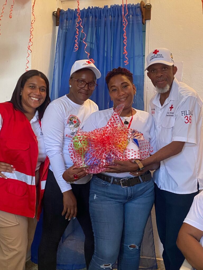 Cruz Roja Dominicana Filial 36 celebra emotivo agasajo en honor al Día de las Madres