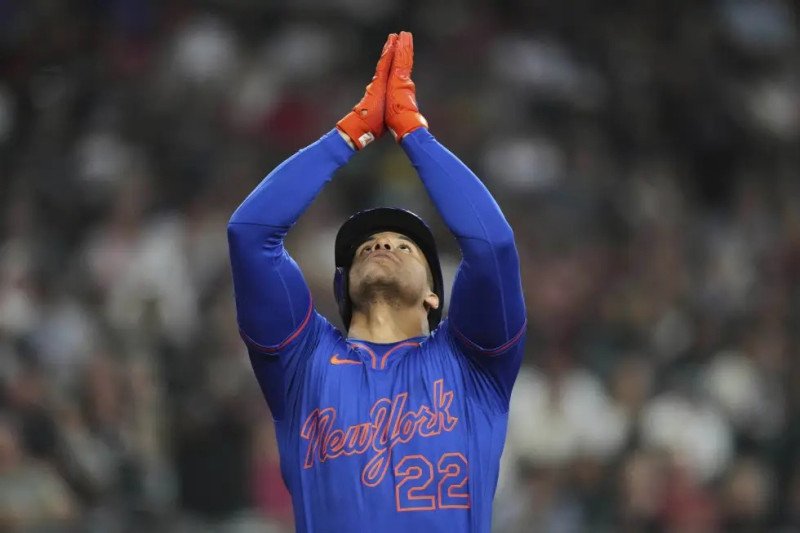 Juan Soto conecta cuadrangulares en turnos consecutivos y los Mets doblegan a Diamondbacks