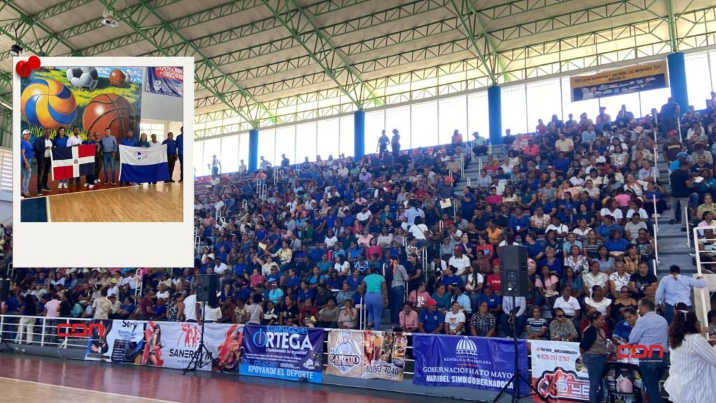 Maestros marchan para exigir mejores condiciones en centros educativos de Hato Mayor
