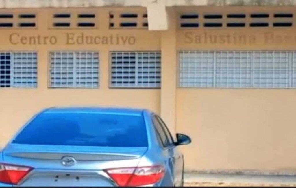 Estudiante haitiana lleva arma de fuego a escuela en RD.