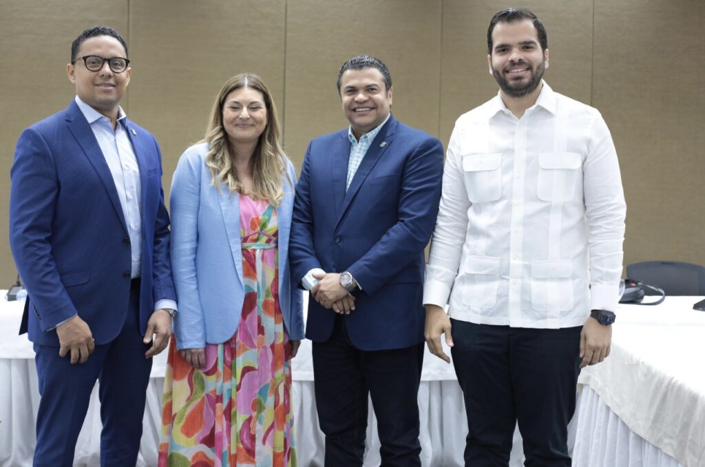 Tobías Crespo someterá proyecto de ley sobre Ciudadanía Digital, Identidad Digital y Municipios Inteligentes o Sostenibles a favor de municipalidad