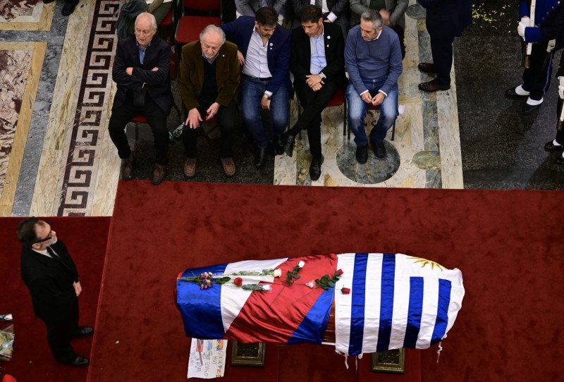 Uruguayos despiden a Pepe Mujica