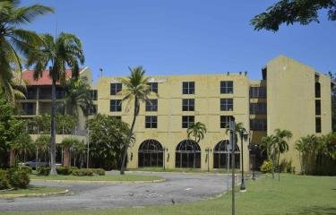 Declaran de utilidad pública los terrenos del antiguo Hotel Santo Domingo, ícono abandonado del Malecón
