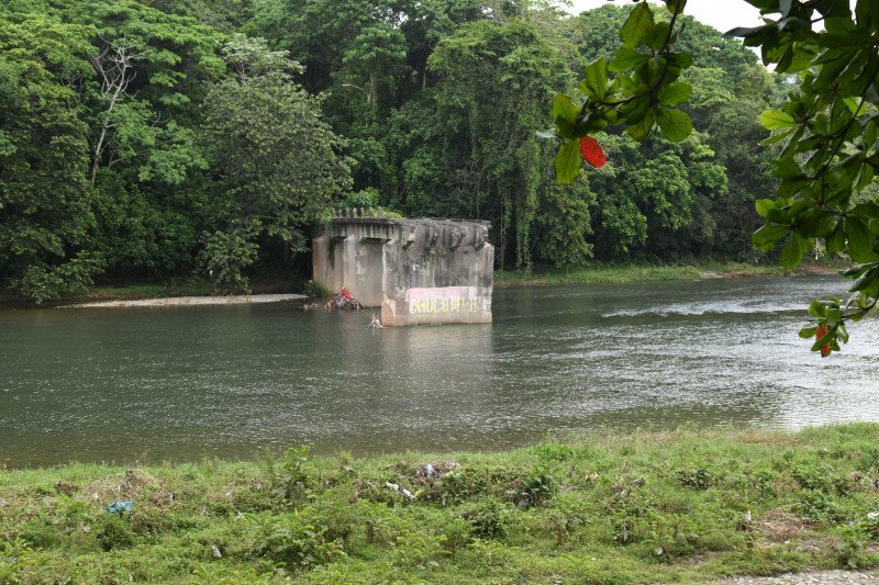 El puente La 40 en Villa Altagracia colapsó hace 64 años y aún no se construye