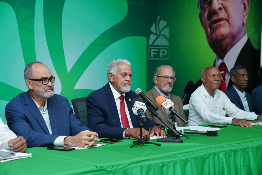 Fuerza del Pueblo califica de “grave retroceso” fusión del IAD con Agricultura