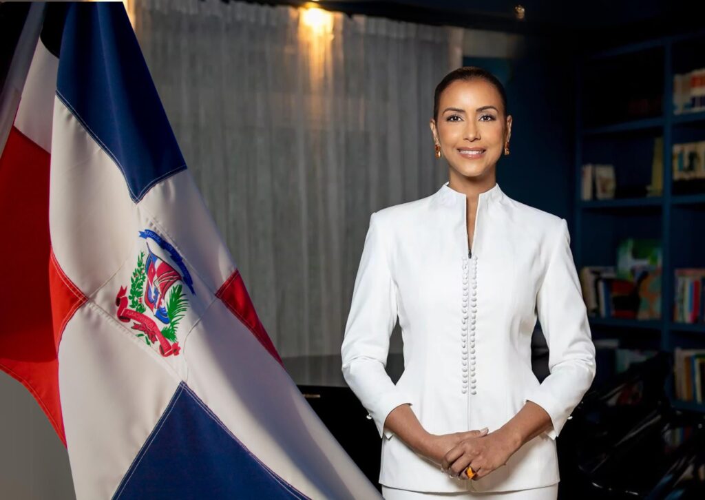 Proponen fortalecer la enseñanza de la Constitución Dominicana en las escuelas