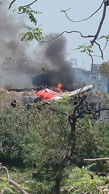 Se estrella avión de Air India con 242 pasajeros con destino a Londres